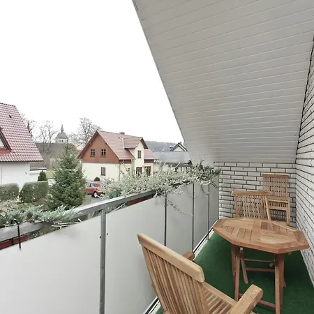 In Am Waldrand * Nieheim