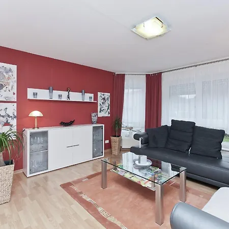 In Am Waldrand Nieheim