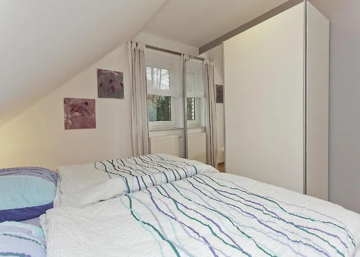 In Am Waldrand * Nieheim